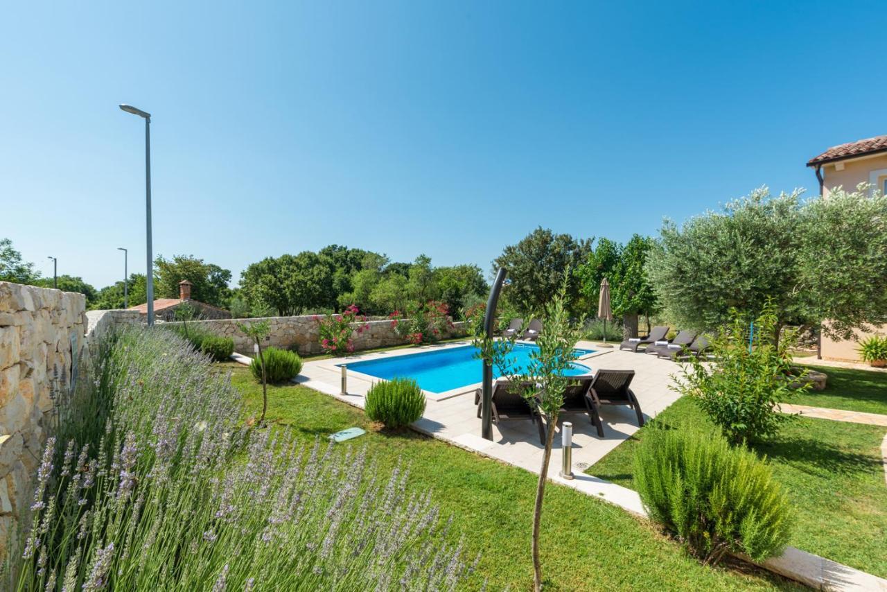 Beautiful Villa Natura With Pool In Labin Exterior foto