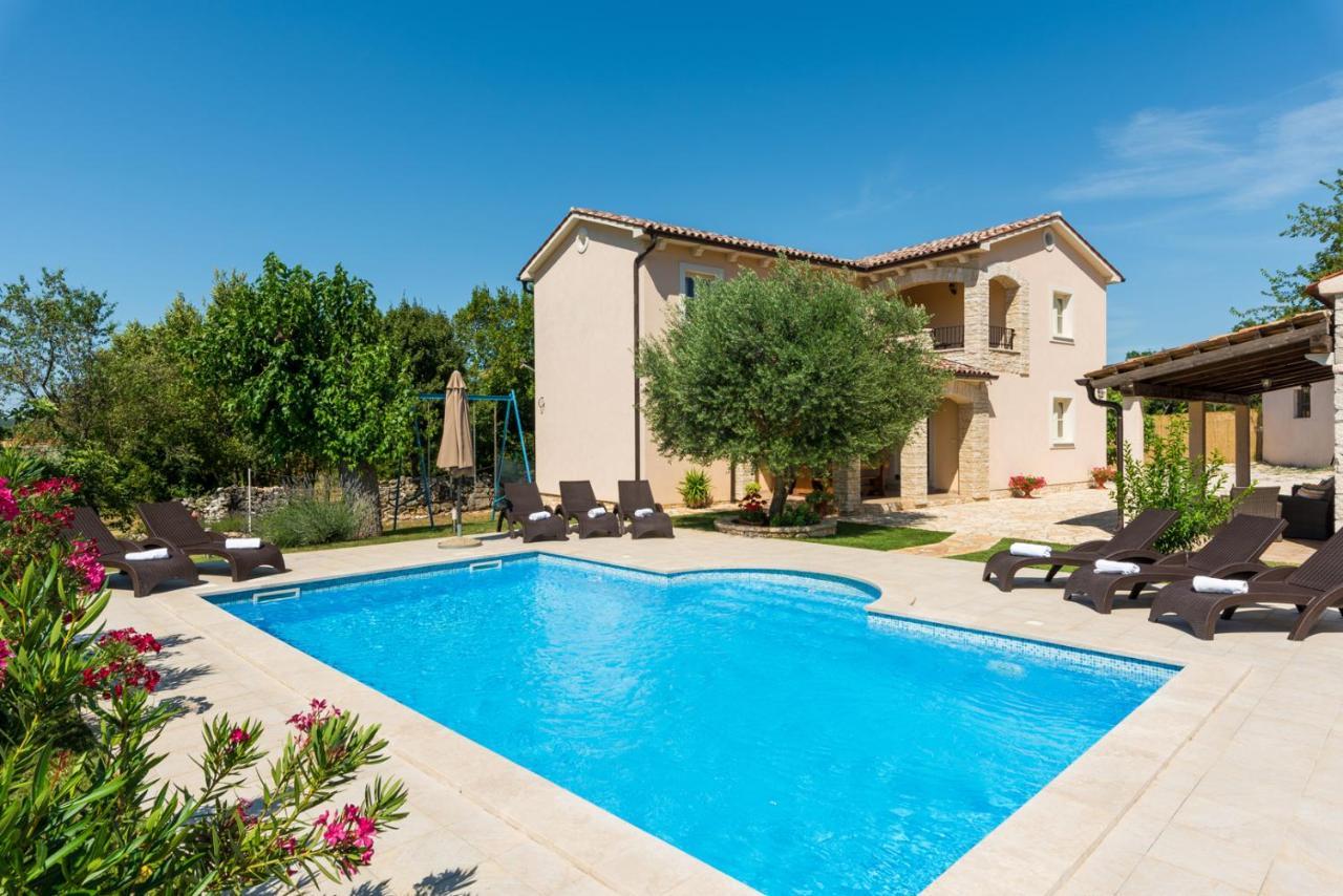 Beautiful Villa Natura With Pool In Labin Exterior foto