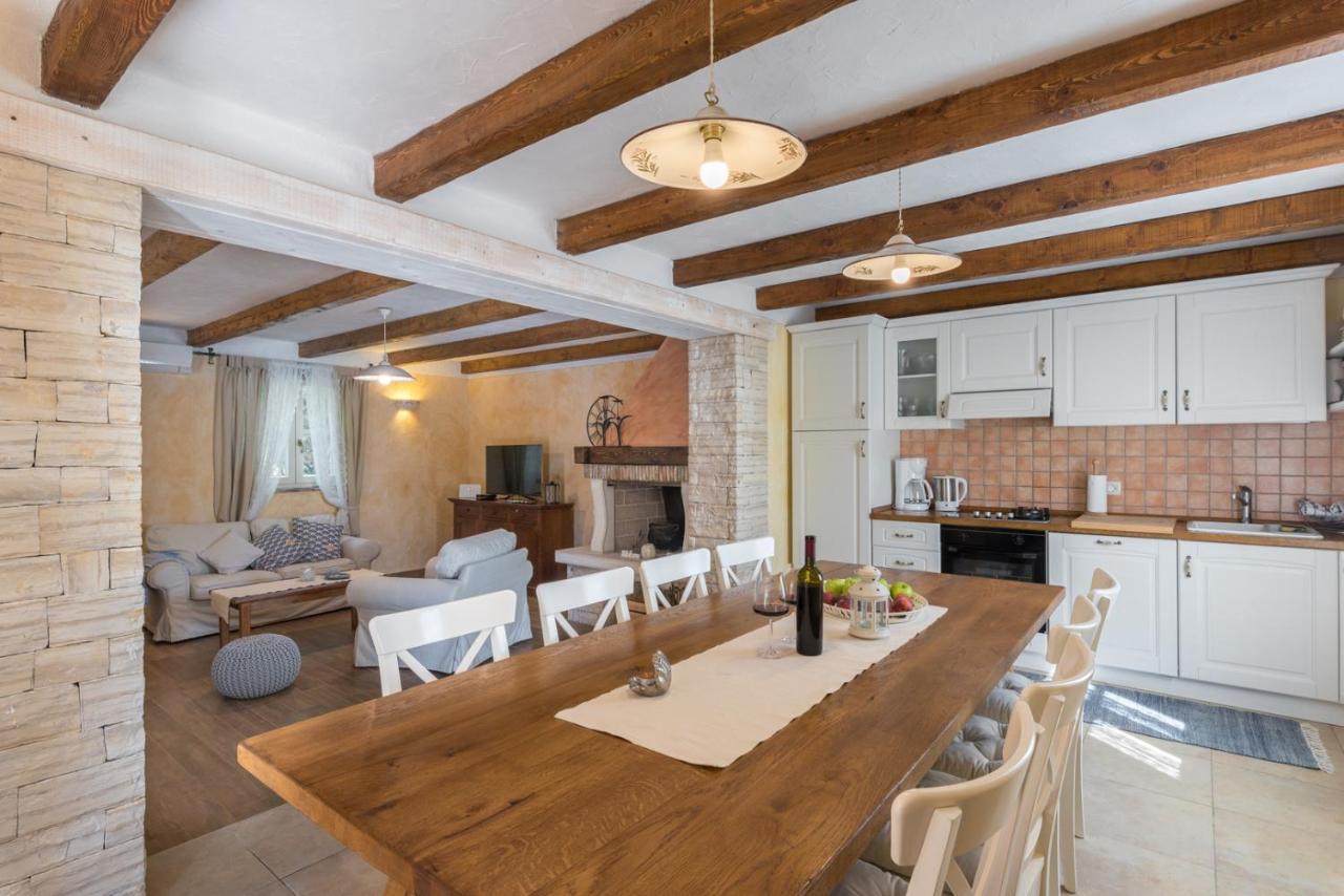 Beautiful Villa Natura With Pool In Labin Exterior foto