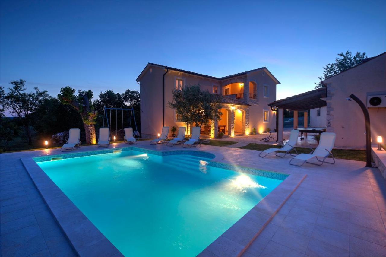Beautiful Villa Natura With Pool In Labin Exterior foto